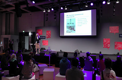 کارگاه ساخت اتومبیل اسباب بازی کارگاه ساخت اتومبیل اسباب بازی