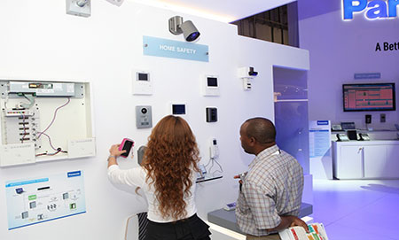 حضور پاناسونیک در نمایشگاه جیتکس 2013